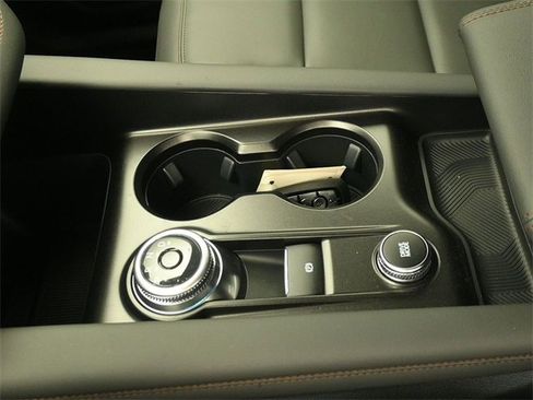 New 2026 Ford Explorer Active w/ Active Comfort Package image 13