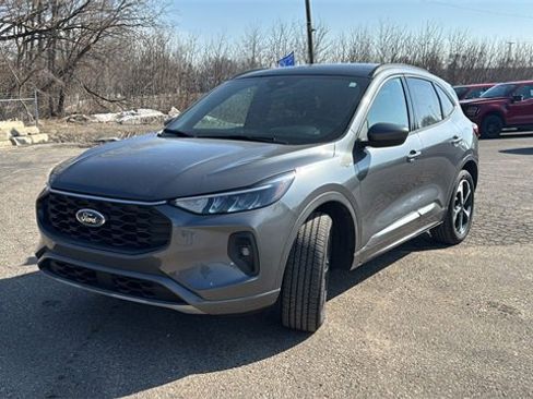 Certified 2023 Ford Escape ST-Line Select image 6