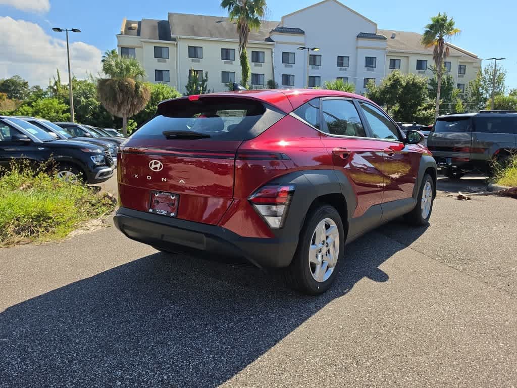New 2027 Hyundai Kona SE FWD image 7