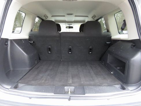 Used 2017 Jeep Patriot Sport w/ Power Value Group image 17