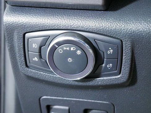 Used 2020 Ford F150 XLT w/ Equipment Group 302A Luxury AWD/4WD image 25