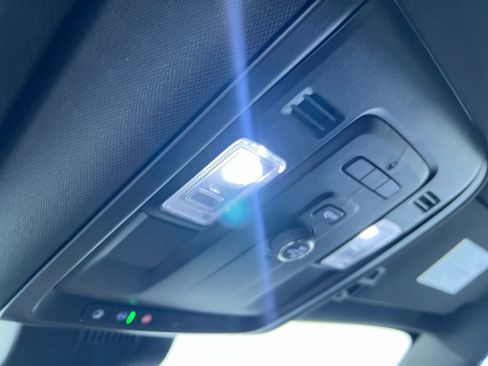 Used 2024 Chevrolet Tahoe LT AWD/4WD image 18