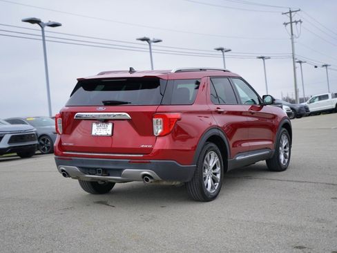 Used 2022 Ford Explorer Limited w/ Equipment Group 301A image 5
