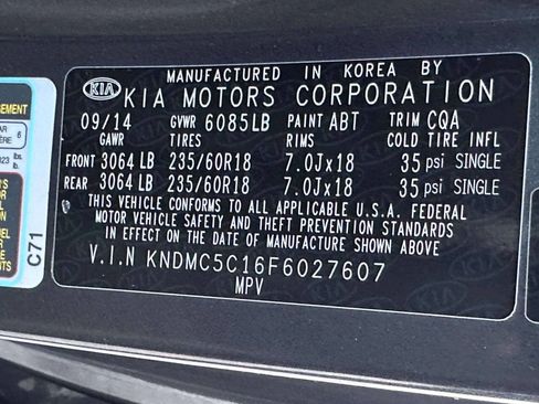 Used 2015 Kia Sedona EX FWD image 30