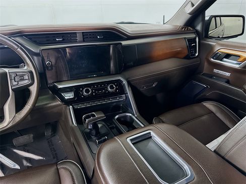 Used 2022 GMC Sierra 1500 Denali w/ Technology Package image 19