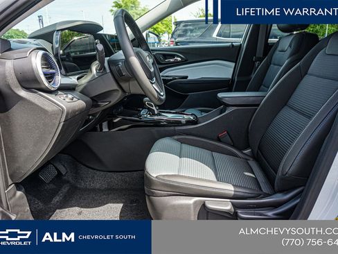 New 2026 Chevrolet Trax LT w/ Sunroof Package image 19