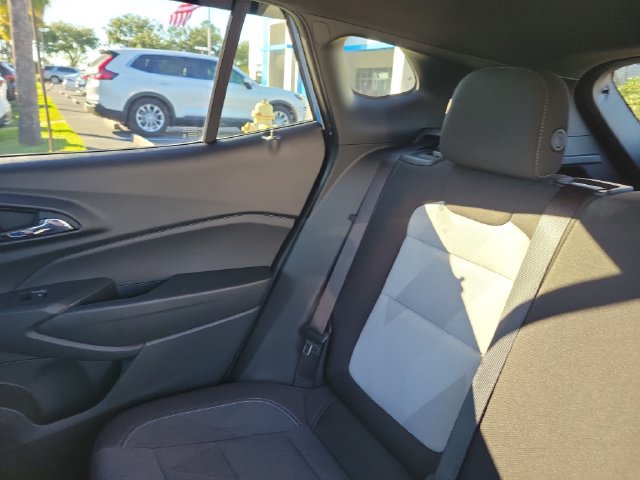 Certified 2024 Chevrolet Trax RS FWD image 15