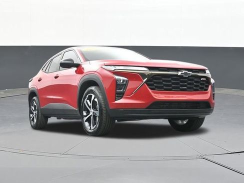 Used 2026 Chevrolet Trax RS FWD image 56