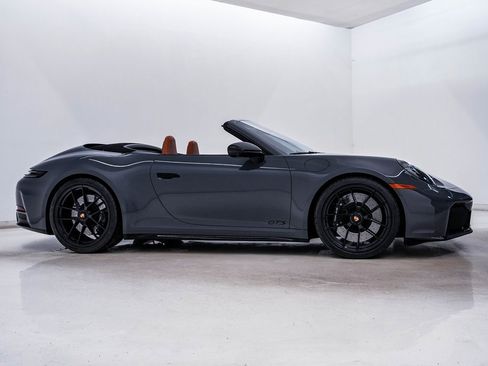 Certified 2025 Porsche 911 Carrera GTS image 9