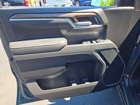 Certified 2025 Chevrolet Silverado 1500 LT AWD/4WD image 27