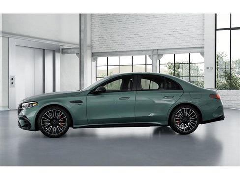 New 2026 Mercedes-Benz E 53 AMG e 4MATIC Sedan image 35