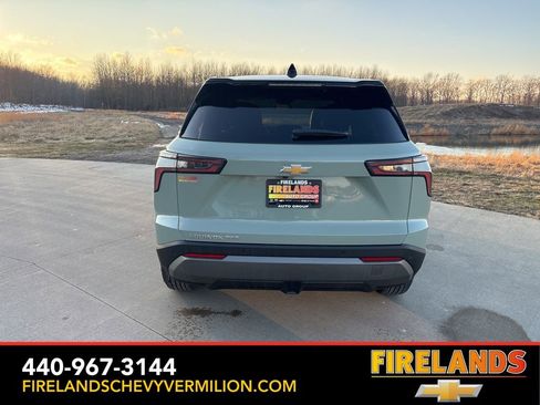 New 2026 Chevrolet Equinox LT w/ Convenience Package II image 8