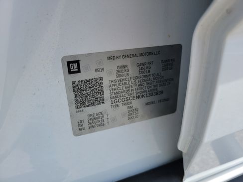 Used 2019 Chevrolet Colorado LT w/ Redline Special Edition image 35