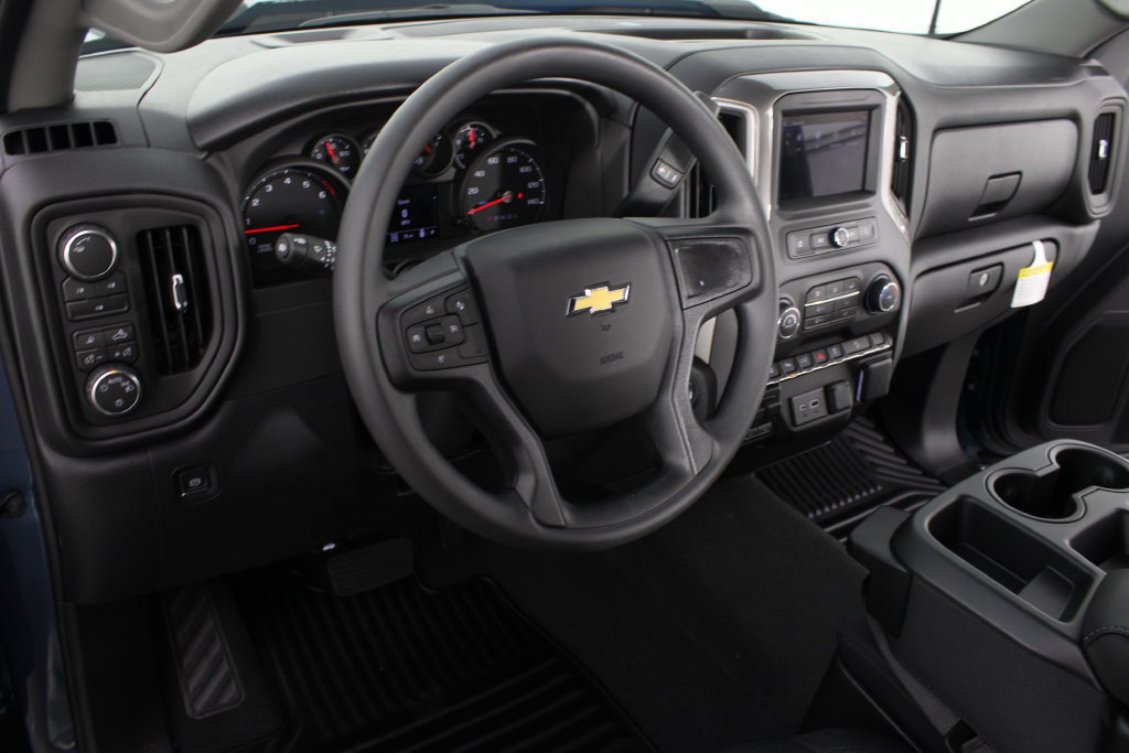 New 2026 Chevrolet Silverado 2500 Custom w/ Custom Value Package AWD/4WD image 14