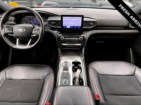 Used 2022 Ford Explorer ST-Line w/ Class IV Trailer Tow Package image 7