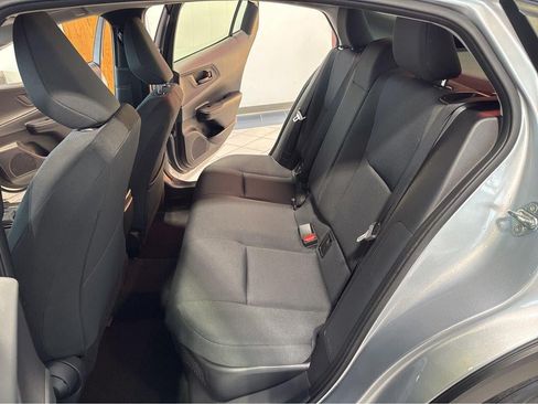 Used 2025 Toyota Prius LE FWD image 32