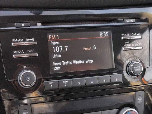 Used 2017 Nissan Rogue Sport SV w/ SV All-Weather Package image 28