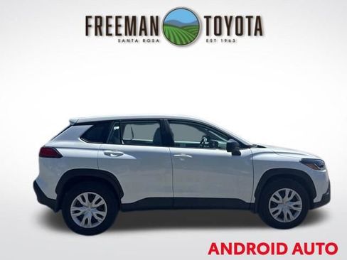 Used 2024 Toyota Corolla Cross L AWD/4WD image 3