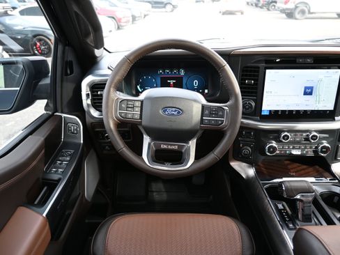 Used 2025 Ford F150 King Ranch w/ FX4 Off-Road Package image 32