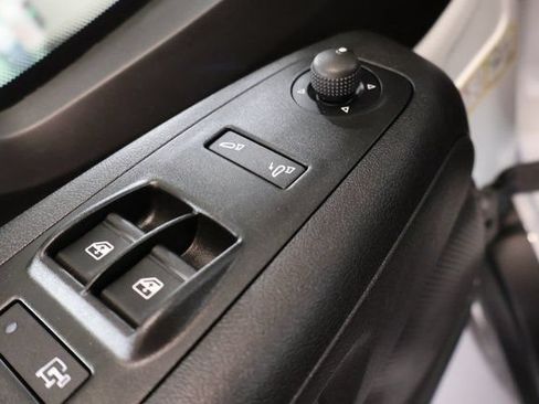 Used 2026 RAM ProMaster 2500 w/ Convenience Group FWD image 8