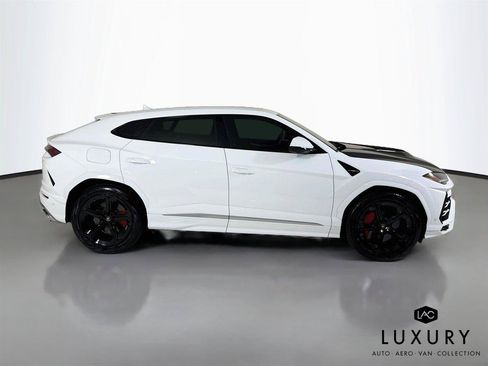 Used 2020 Lamborghini Urus AWD/4WD image 5