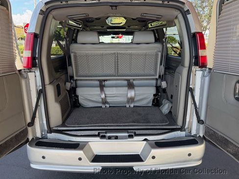 Used 2013 GMC Savana 1500 RWD image 45