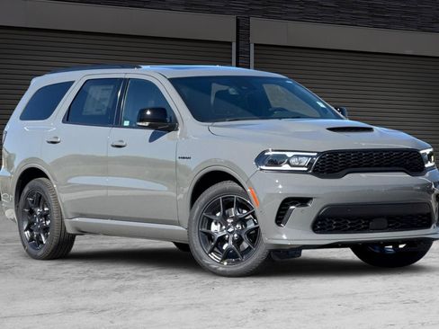 New 2026 Dodge Durango GT image 2