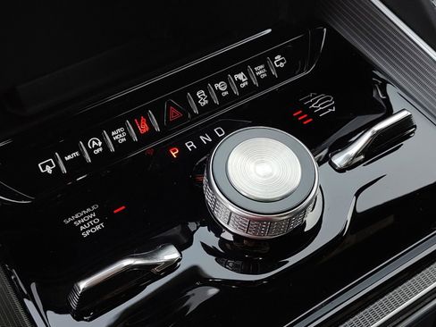 New 2025 Jeep Grand Wagoneer Series II Obsidian w/ Quick Order Packagew 28T image 19