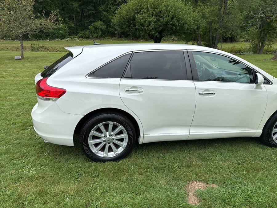 Used 2010 Toyota Venza AWD image 29
