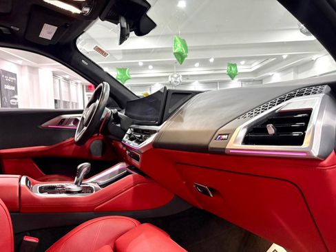 Used 2023 BMW XM image 16