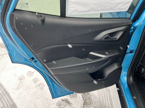 New 2026 Chevrolet Trax LT w/ LT Convenience Package image 24