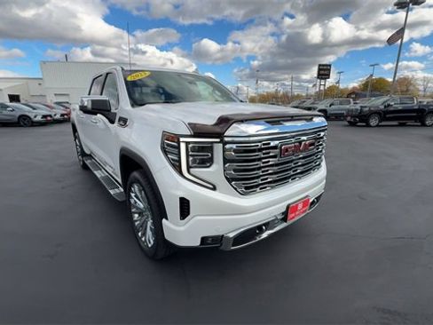 Used 2023 GMC Sierra 1500 Denali image 2