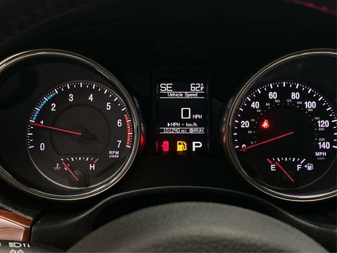 Used 2012 Jeep Grand Cherokee Limited w/ Trailer Tow Group IV image 21