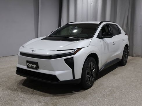 Used 2026 Toyota bZ image 7