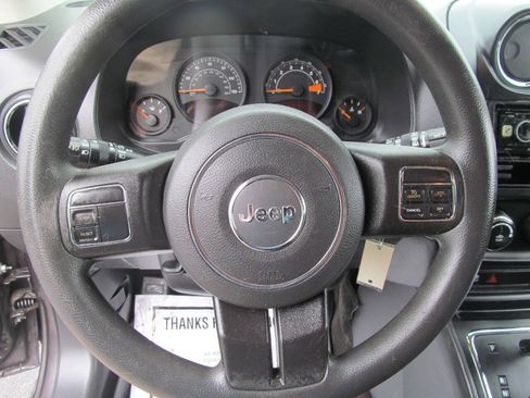 Used 2014 Jeep Compass Sport w/ Power Value Group AWD/4WD image 12