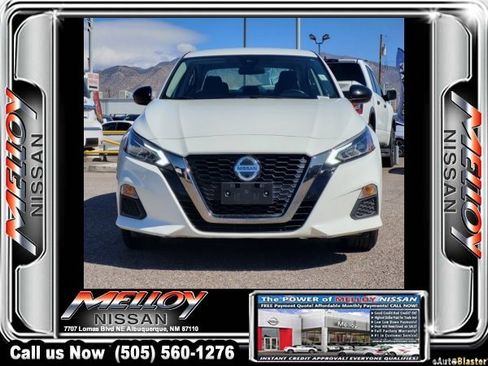 Used 2021 Nissan Altima 2.5 SR image 2