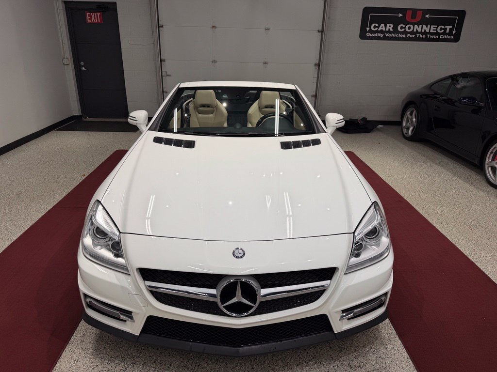 Used 2016 Mercedes-Benz SLK 350 image 7