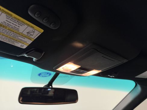 Used 2016 Ford Explorer Limited image 6