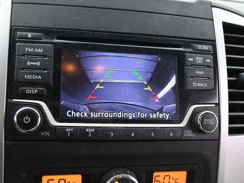 Used 2016 Nissan Frontier SV w/ SV Value Truck Package AWD/4WD image 15