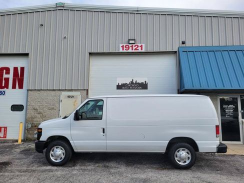 Used 2013 Ford E-150 and Econoline 150 w/ Insulation Pkg RWD image 3