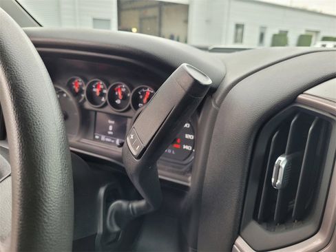 Used 2024 Chevrolet Silverado 2500 Custom w/ Custom Value Package image 21