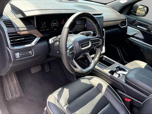 Used 2025 GMC Acadia Denali w/ Super Cruise Package AWD/4WD image 21