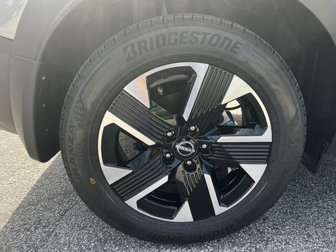 New 2026 Nissan Kicks SV w/ Cold Weather Package AWD/4WD image 10