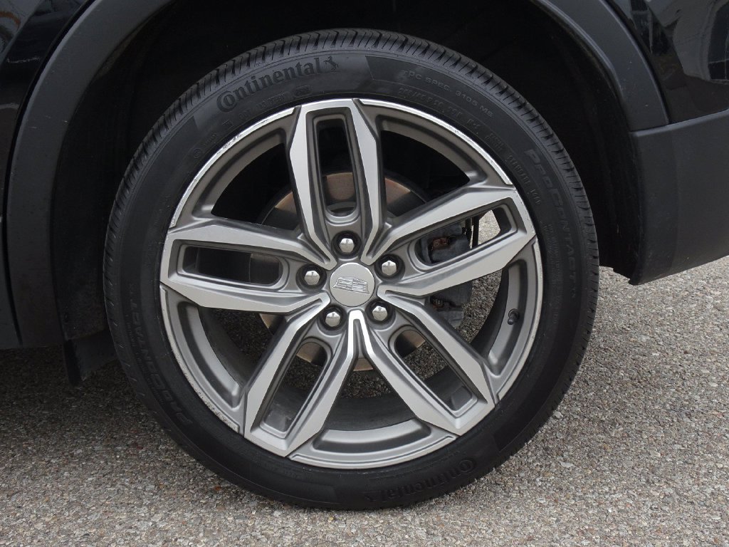 Used 2023 Cadillac XT4 Sport w/ Cold Weather Package AWD/4WD image 23