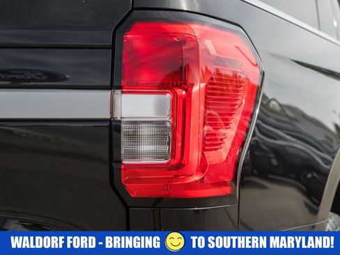 Used 2023 Ford Expedition Max XLT AWD/4WD image 7