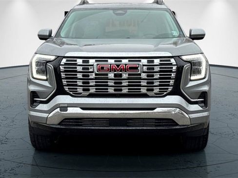 New 2026 GMC Terrain Denali w/ LPO, Floor Liner Package image 9