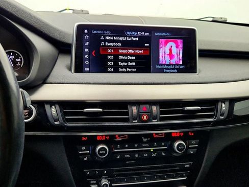 Used 2018 BMW X5 xDrive50i w/ M Sport Package image 17