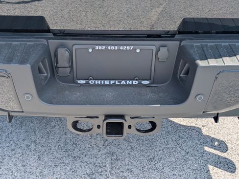 New 2026 Ford F250 Platinum image 9