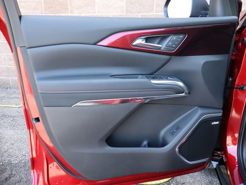 New 2026 Chevrolet Traverse RS AWD/4WD image 13