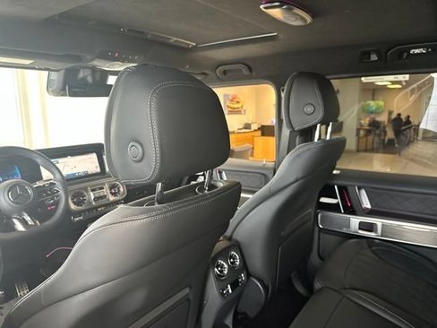 Used 2027 Mercedes-Benz G 63 AMG 4MATIC image 38